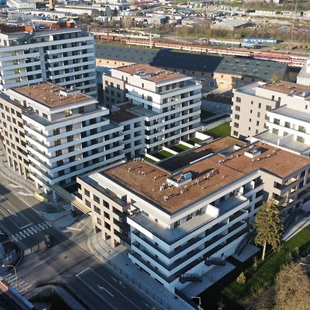M&M2 Apartment Near Center With Free Parking - Ac Košice Esterno foto