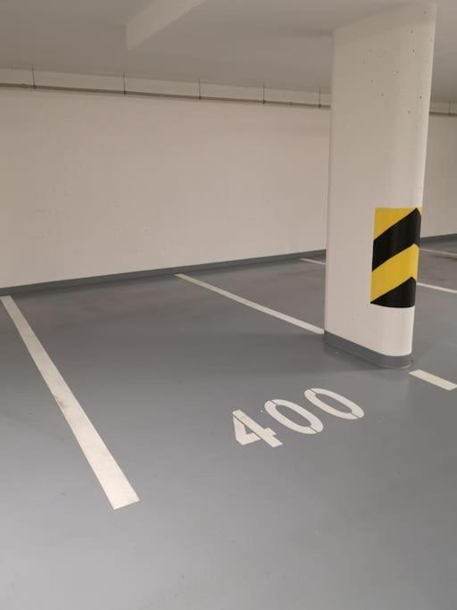 M&M2 Apartment Near Center With Free Parking - Ac Košice Esterno foto