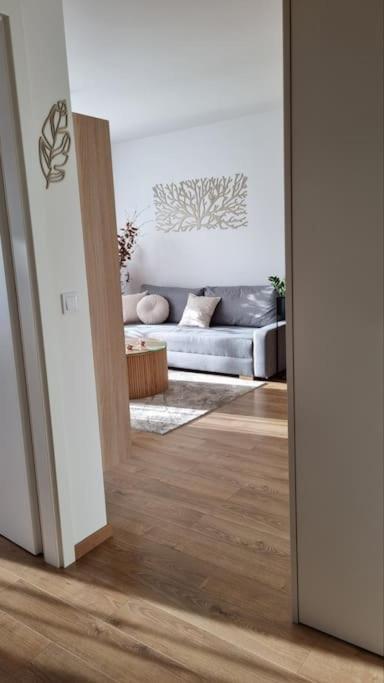 M&M2 Apartment Near Center With Free Parking - Ac Košice Esterno foto