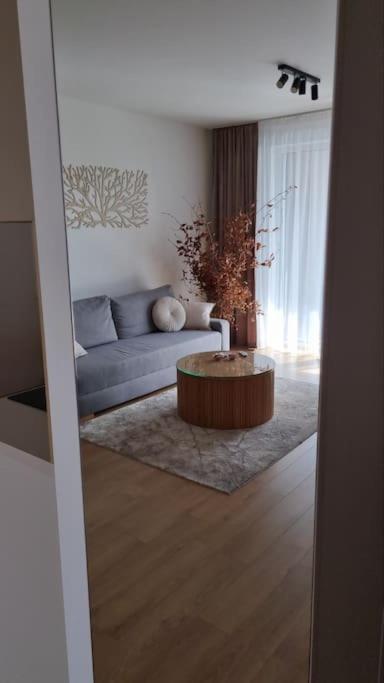 M&M2 Apartment Near Center With Free Parking - Ac Košice Esterno foto