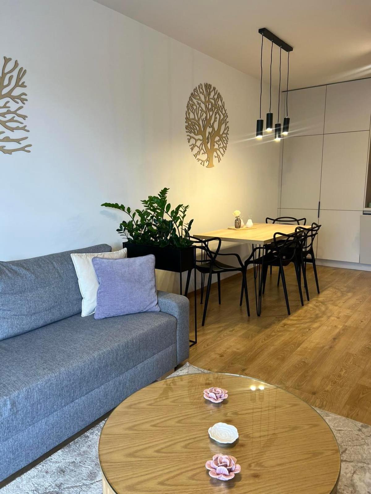 M&M2 Apartment Near Center With Free Parking - Ac Košice Esterno foto